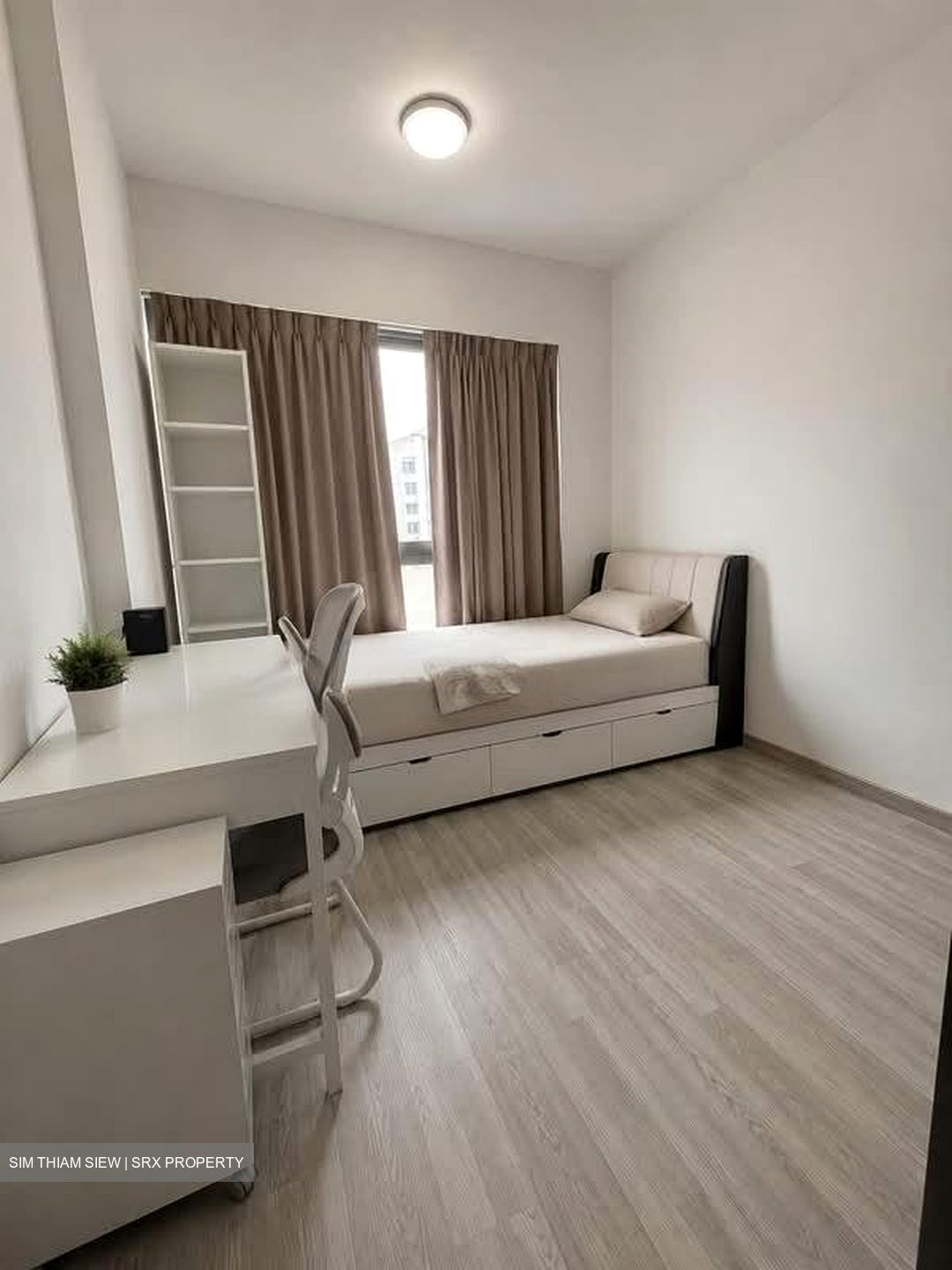 Lakeville (D22), Condominium #565098431